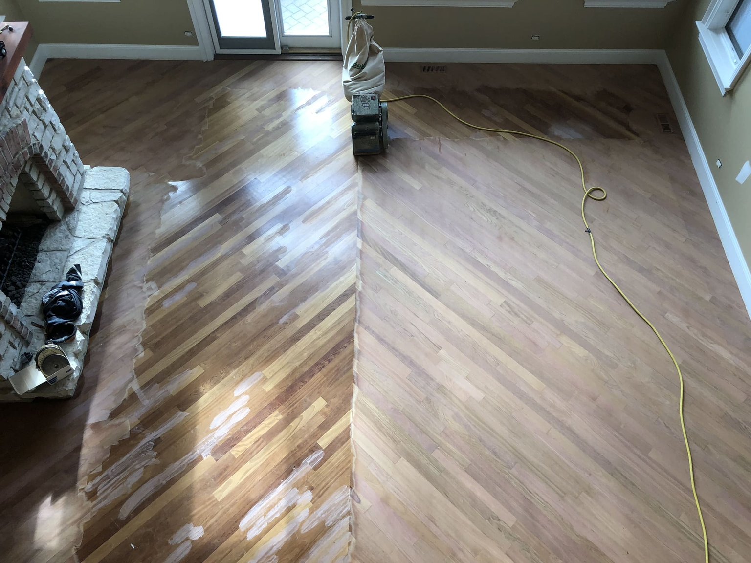 Hardwood Floor Refinishing services in Dallas TX - Professional hardwood floor refinishing for commercial facilities